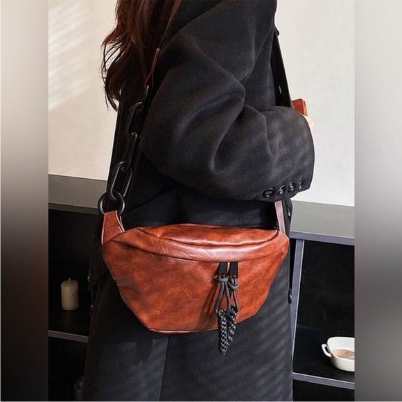 Brown Crossbody Bag New Fanny Pack Shoulder Bag Sling Bag Gorgeous Color - Picture 3 of 16